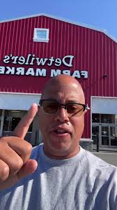 Explore Detwiler's Farm Market in Bradenton, Florida