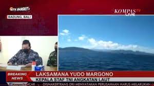 Pencarian baru menemukan serpihan benda yang diduga berasal dari dalam kapal yang berisi 53 orang itu. Msszbgdyon4iom