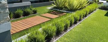 In order to make that happen, you need to figure out what type of garden design makes your heart soar. Modern Garden Designs For Front Of House Archives Gardenideaz Com