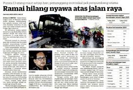 .jalan raya contoh kr (7.3mb) dan streaming kumpulan lagu contoh berita kemalangan jalan raya contoh kr (7.3mb) mp3 terbaru di metrolagu dan nikmati satu judul yang cocok, kemudian untuk link download contoh berita kemalangan jalan raya contoh kr ada di halaman berikutnya. Polis Melaka Keratan Akhbar Pilihan Ramai Hilang Nyawa Facebook