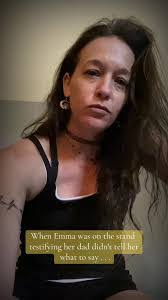 Dana Shook's Instagram, Twitter & Facebook