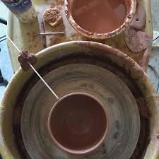 I Can T Believe It Took Me So Long To Use A Gauge For Throwing Bowls I Might Actually Start Making Them Regula Pottery Tools Pottery Videos Pottery Techniques