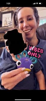 Not Ashley talking about having a vibrator with her Nephew!? :  r/GirlsGottaEat