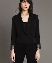 Il tuo grande giorno sta per arrivare, devi essere pronta ad affrontarlo al meglio. Abbigliamento Per Una Laurea I Vestiti Da Indossare Per Essere Al Top