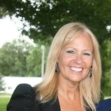 Luann Lowe Email & Phone Number