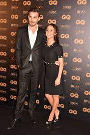 Alice belaïdi commence sa carrière à 7 ans et se forme, de 1999 à 2003, au théâtre du chêne noir. L Histoire D Amour D Alice Belaidi Et De Gianni Giardinelli Du Debut A La Triste Separation