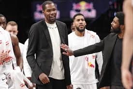 Can kevin durant palm a basketball? Nets Kevin Durant Rips Host On Twitter Who Said He Should Ve Signed With Knicks Bleacher Report Latest News Videos And Highlights