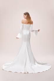 Madonna Yaka Ispanyol Kollu Balik Kesim Saten Gelinlik Oleg Cassini The Dress Gelinlik Madonna