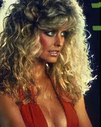 Gina Lento's Instagram, Twitter & Facebook