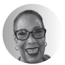 Phyllis Givens's Instagram, Twitter & Facebook