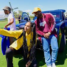 Liz cambage is a professional australian basketball player, model, and dj liz cambage facts. Elizabeth Cambage On Twitter I Had Too Much Fun Out At The Adidas Sports Club Last Weekend With My Adidas Family Thank You For Hosting Me And Making My First Coachella So