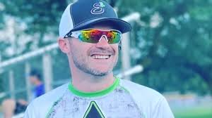 EMT dies in foggy crash