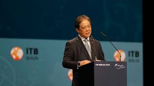 Datuk mohamaddin ketapi is member of parliament for silam, as well as malaysia's minister of tourism, arts and culture. Tourismusmesse Mit Bildergalerie Malaysia Eroffnet Itb Mit Fulminanter Show