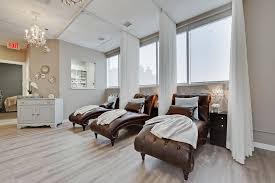 Iv Intravenous Lounge At Essence Wellness Clinic In Calgary Ivclinic Ivlounge Intravenoustherapy I Medical Office Decor Iv Therapy Esthetician Room Decor