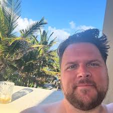 Russell Daniels's Instagram, Twitter & Facebook