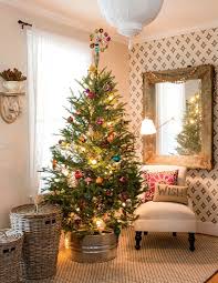 More than 6000 window christmas decor at pleasant prices up to 16 usd fast and free worldwide shipping! An Eclectic Christmas In Belmont Massachusetts House Tour Yankee Magazine
