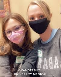 Shanda Shaw's Instagram, Twitter & Facebook