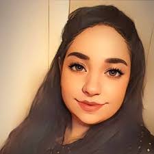 Betsy Luna's Instagram, Twitter & Facebook