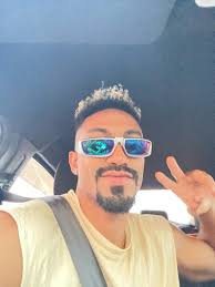 Nelson Guardo (@nelsonguardo)