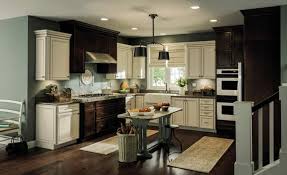 Overton Door Style With Toasted Antique Glaze Wentworth Door Style In Umber Hagercabine Rustic Kitchen Cabinets Rustic Kitchen Freestanding Kitchen Island