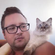 Maui finally captured this one moment in time #maui #mycat #ragdoll  #pussycat #loveyou #both #miau #catsofinstagram #myman #likeforlikes  #followforfollowback #picoftheday #unique #cat #blueeyes #instagood  #cats_of_world #loveislove #family ...