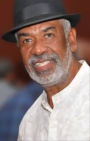 Chris Leonardis's Instagram, Twitter & Facebook