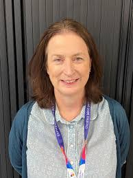 Courtney Hollinger's Instagram, Twitter & Facebook