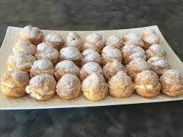 Gunting sedikit bahagian tepi puff dan pipe kan inti jagung. Cream Puff With Pastry Cream Filling Whipped Cream Youtube