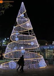 Best Wishes Merry Christmas Celebration London Christmas Christmas Tree Lighting Merry Christmas Images