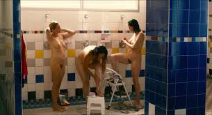 Michelle Williams nude, Sarah Silverman nude - Take This Waltz (2011)