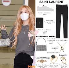 Pin Oleh Meli Iturrieta Di Outfits Blackpink Di 2020 Gaya Model Pakaian Model Pakaian Pakaian