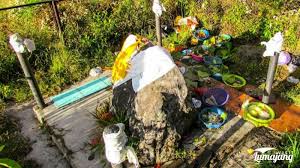 Maybe you would like to learn more about one of these? Prasasti Ranu Kumbolo Saksi Perjalanan Spiritual Pencarian Air Suci Di Gunung Semeru Visitlumajang
