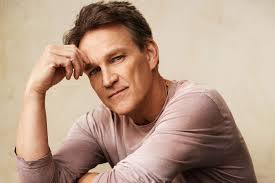 Why Stephen Moyer Loves Working With Wife Anna Paquin