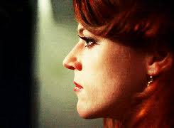 Rose Leslie Source — — Rose Leslie as Milner in Utopia 02x01