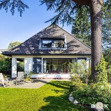 Hamburg Othmarschen Charmantes Einfamilienhaus Mit Sudgrundstuck In Ruhiger Lage Zu Verkaufen Mehr Informationen Uber Den L Kinder Zimmer Kinderzimmer Zimmer