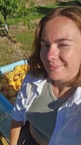 Hi all, I'm sure you see a million of these posts every day so I will keep  it short and sweet!! I am looking for work in Australia, I'm currently  located in