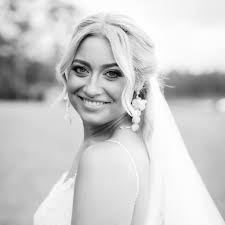 Avery Grimes (@averygrimes_stylist) • Instagram photos and videos