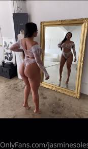 Watch online Jasmine Christine aka jasminexoxox OnlyFans - More than a  handful on X-video