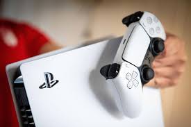 O console está disponível para venda em modelos que incluem uma versão com leitor de disco por r$ 4.699 ou uma versão digital, que não aceita mídia física r$ 4.199. A Loja Japonesa Nojima Comecou A Vender O Playstation 5 Digital Atualizado