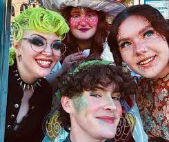 Rickie Taylor's Instagram, Twitter & Facebook