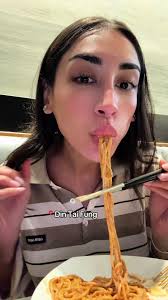 Exploring Din Tai Fung: A Dumpling Lover's Paradise