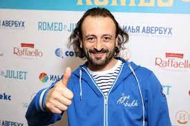На днях стало известно, что у пары родится сын. Ilya Averbuh Biografiya Lichnaya Zhizn Semya Zhena Deti Foto