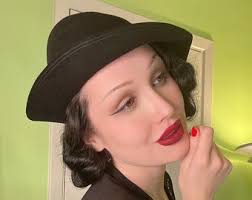 1930s Martha West sportswear hat