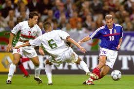 L'organisation d'un match entre les deux nations en algérie les deux présidents ont prévu d'évoquer cette perspective à l'occasion d'une visite de noël le graët en algérie, à. Frederic Thiriez Favorable A Un Match France Algerie Dans Le Cadre Du Rapprochement Voulu Par Le President Macron