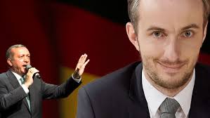 Frösche bellen nach zwei bier! Bohmermann How A German Satirist Sparked A Freedom Of Speech Debate Culture Arts Music And Lifestyle Reporting From Germany Dw 05 10 2016