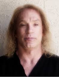 Ron Shane's Instagram, Twitter & Facebook