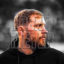 Well deserved! Thank you @ADMeganFranklin your support of our team is  unmatched❕ #EverLoyal 🟣⚪️🟡