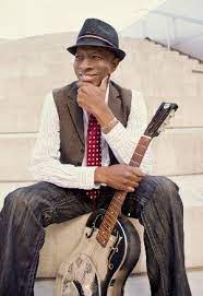 Kevin Moore Aka Keb Mo I Could Listen To This Man Play Guitar And Sing All Day Long Blues Music Blues Musicians Blues Artists