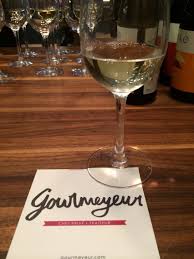 Gourmeyeur Traiteur Food Places Coupe Glass Champagne Coupes