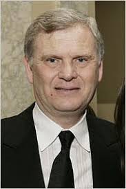 NBC Official Is Expected to Join AOL